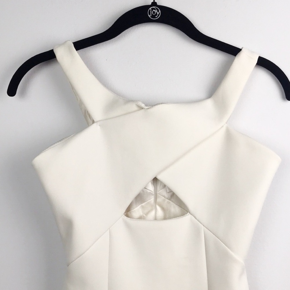 Cushnie Et Ochs Triangle Cutout Scuba Dress - Picture 4 of 7